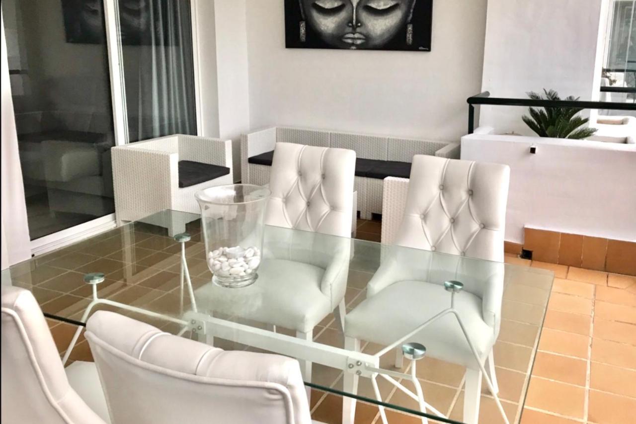 Mi Capricho Beachfront- 9F Apartment With Sea Views - Costa Del Sol Sitio de Calahonda エクステリア 写真